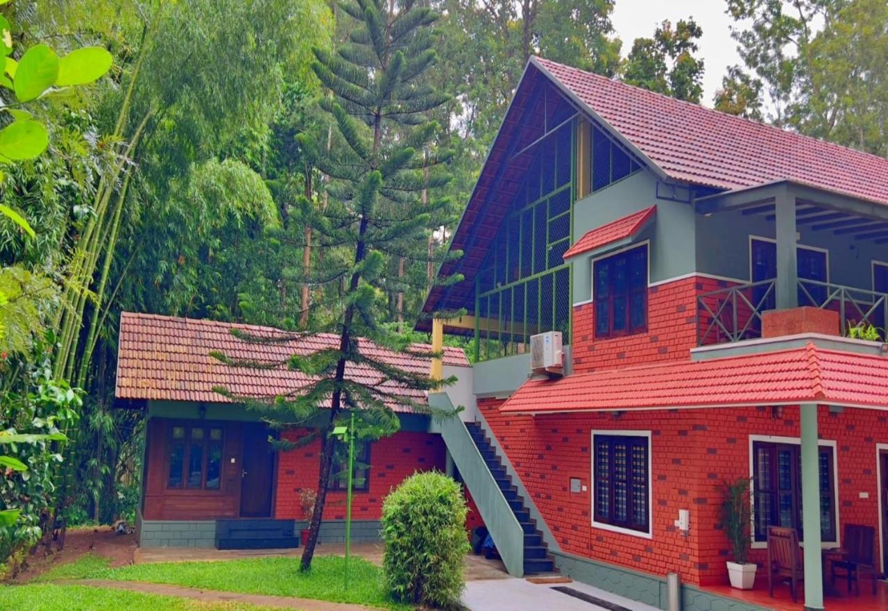 Adrak Mountain Mist Forest Resort Pulpally Bagian luar foto